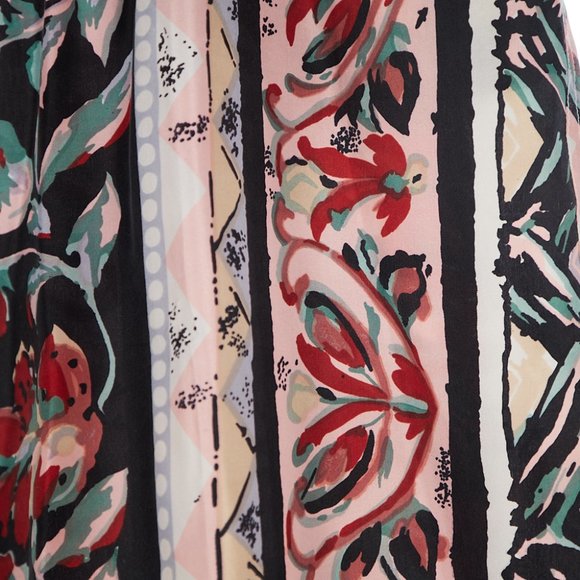 Vintage STUNT Collection NOS 100% Silk High Waisted Shorts Size Medium - Picture 3 of 6